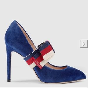 Gucci Velvet Pump with Removable Sylvie Bow